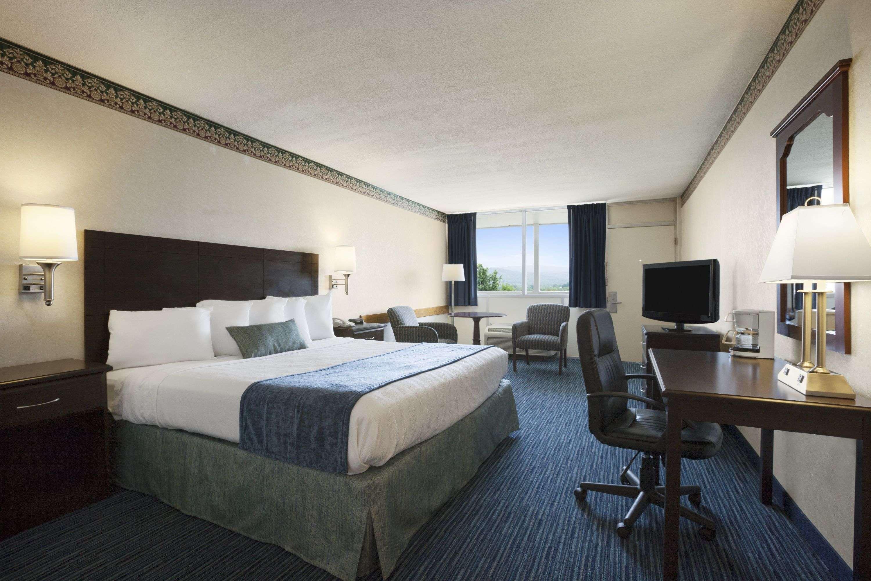 Days Inn By Wyndham Waynesboro Exteriér fotografie