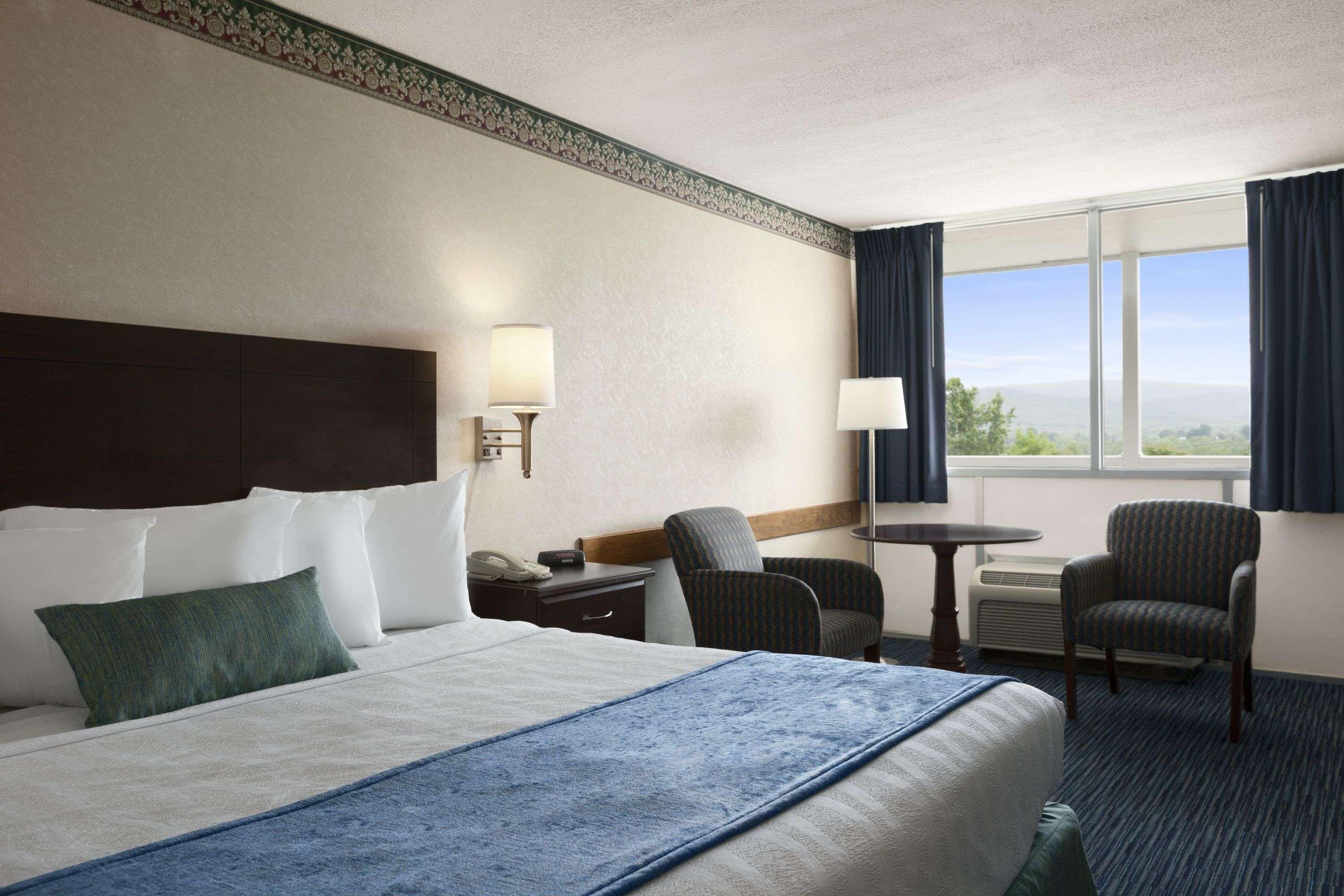 Days Inn By Wyndham Waynesboro Exteriér fotografie