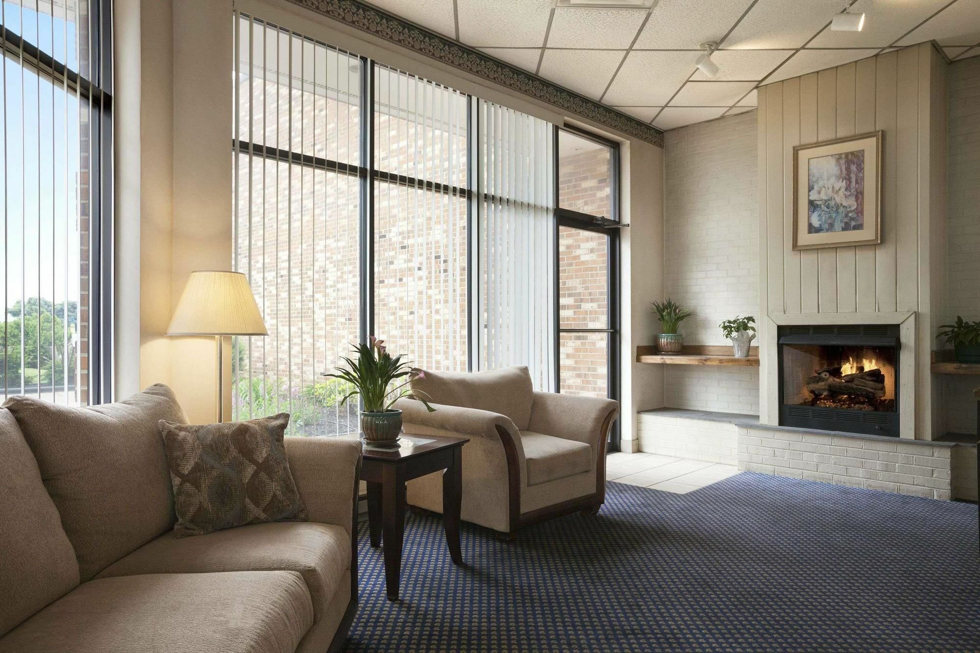 Days Inn By Wyndham Waynesboro Exteriér fotografie